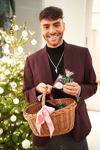 Alessandro Capasso (Influencer), 28. BMW Advents-Benefizkonzert, Cuvilli&eacute;s Theater, M&uuml;nchen, 6. Dezember 2023, Foto: Jens Hartmann/BMW